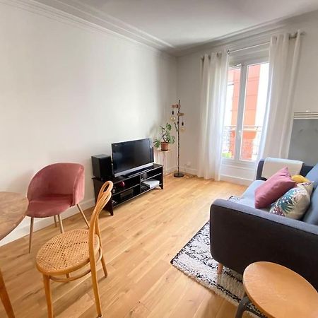 Logement Entier - Appartement Cosy De 2 Pieces Париж Екстериор снимка